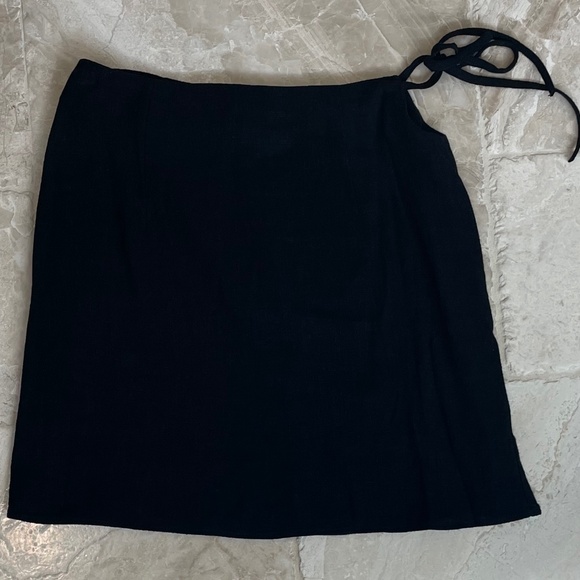NWT Topshop Black Side Tie Linen Mini Skirt (Size US 4) - Picture 3 of 10